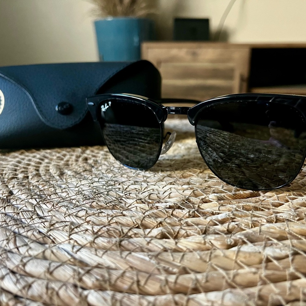 Ray-Ban Black Sunglasses